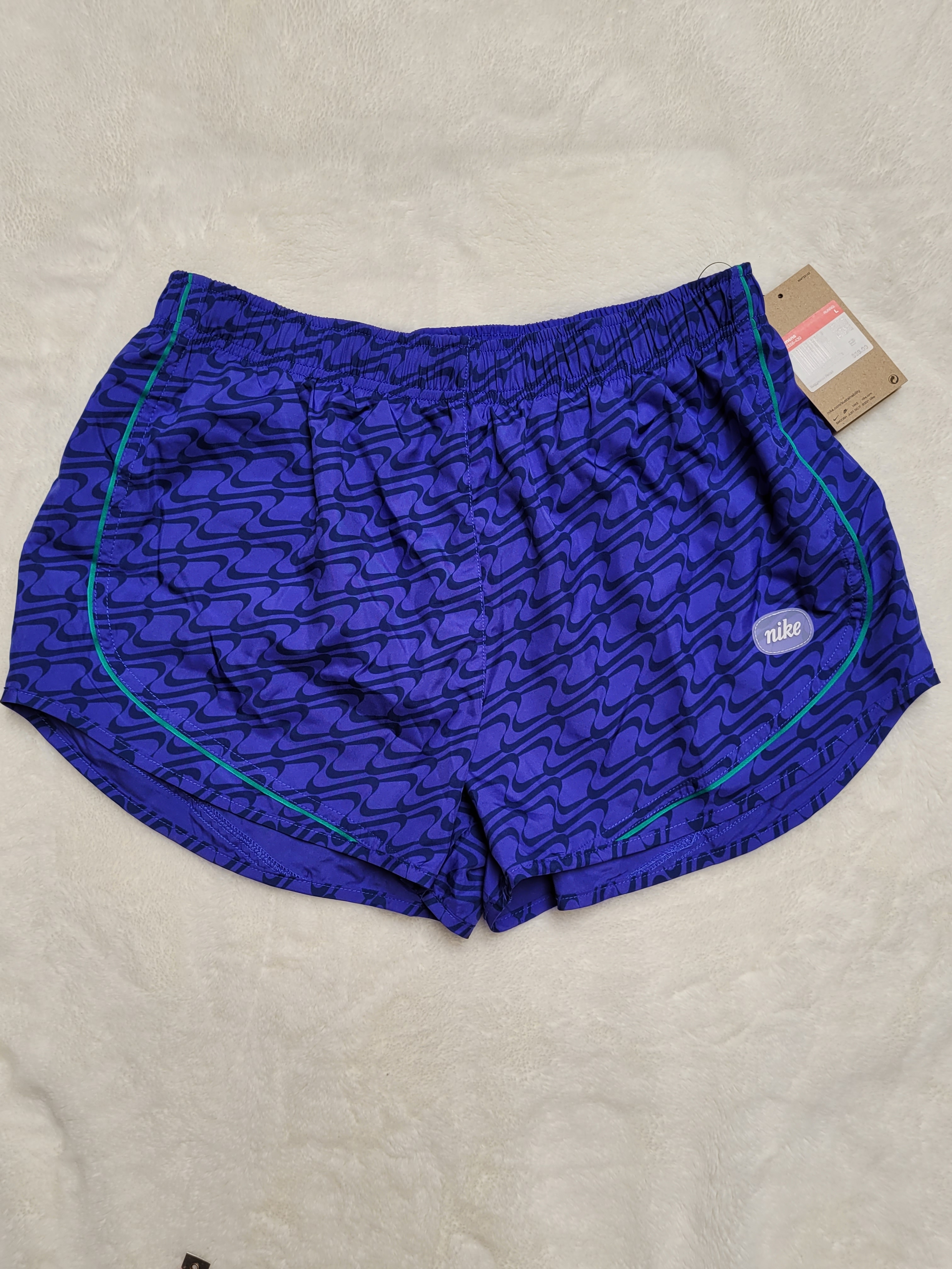 Nike Dri-Fit Tempo Women’s Athletic Shorts